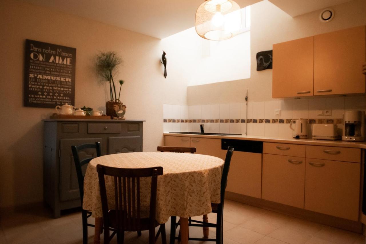 Gite La Maison de Saint-Dyé Extérieur photo